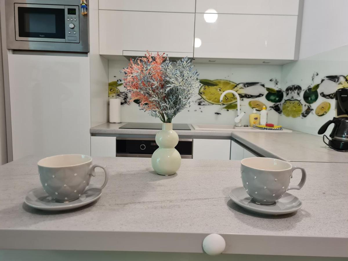 Apartamentyprzymorzu Apartament Z Basenem I Bawialnia Kołobrzeg Exterior foto