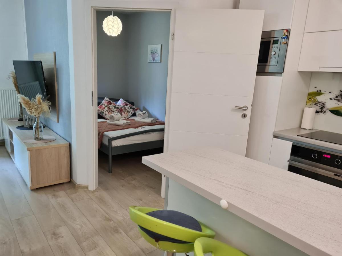 Apartamentyprzymorzu Apartament Z Basenem I Bawialnia Kołobrzeg Exterior foto